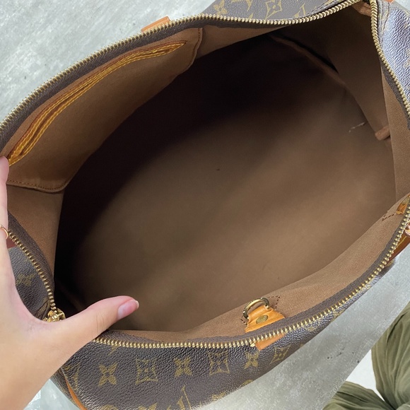 Louis Vuitton Vintage Speedy 35 Monogram Canvas Bag - Picture 3 of 13